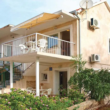 Apartament Lxvii *